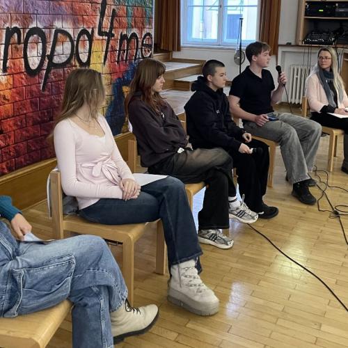 EU-Jugenddialog am BORG4