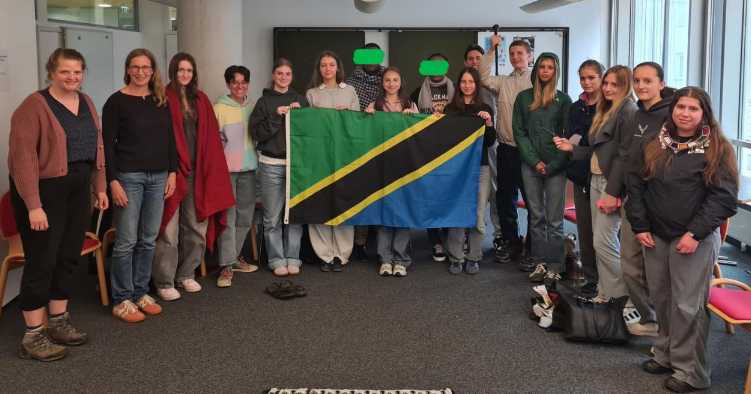 Tansania: Im Spannungsfeld von Frauenrechten, Naturschutz und traditioneller Lebensweise