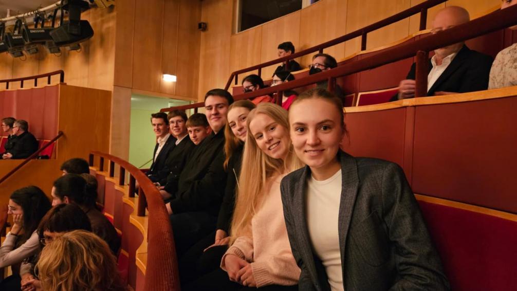 Opernbesuch 8. Klasse
