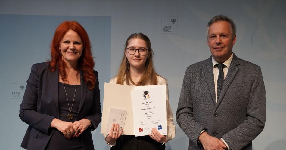 Jana_Preisverleihung_1